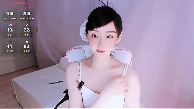 Niannian- online show from June 2026 07:55:02 PM