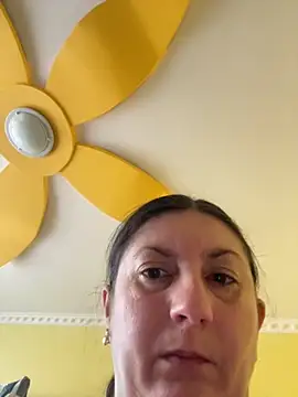 oksana1990 online show from October 2025 06:39:02 AM