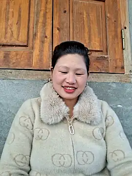 diamond-- online show from February 2026 01:40:01 AM