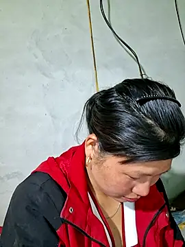 diamond-- online show from February 2026 05:51:01 AM