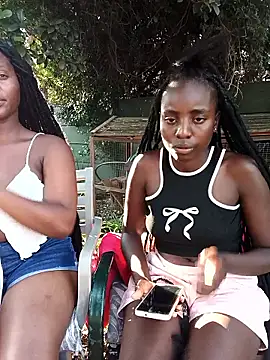 Snapshot of BlackPearl_19 chatting on April 2026 02:20:02 PM BlackPearl 19 online show from April 2026 02:20:02 PM