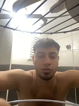 astoperaa online show from November 2025 07:36:02 PM