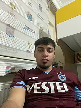 Snapshot of astoperaa chatting on March 2026 06:35:01 PM astoperaa online show from March 2026 06:35:01 PM