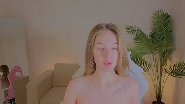 kianawhite online show from January 2026 01:09:01 AM