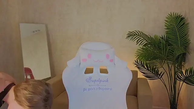 kianawhite online show from January 2026 01:09:01 AM