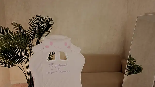 kianawhite online show from November 2025 09:21:01 AM