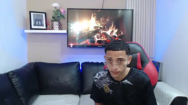 DEIV2  online show from November 2025 09:08:01 PM