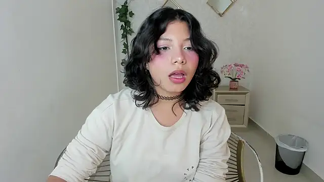 Dalia coop online show from November 2025 10:10:01 PM