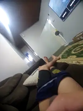 douglasdesouza22 online show from December 2025 08:43:02 PM