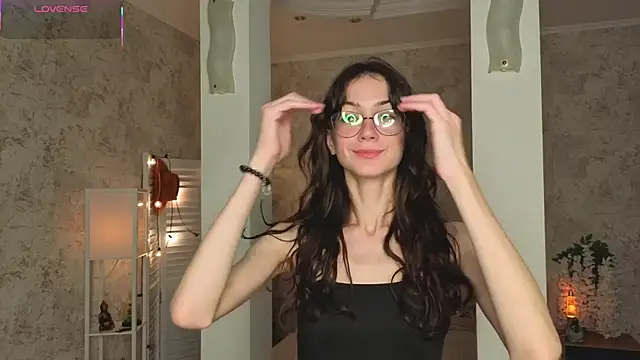 Snapshot of ReneeLippeatt chatting on October 2025 08:32:02 PM ReneeLippeatt online show from October 2025 08:32:02 PM