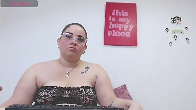 AmandaaWats online show from March 2026 08:33:01 PM