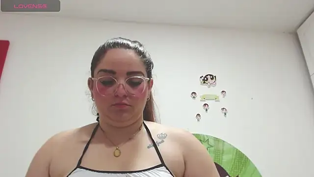 AmandaaWats online show from May 2026 08:52:03 PM