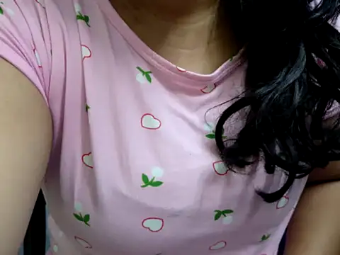 Snapshot of tamilqueenbaby chatting on October 2025 10:54:02 PM tamilqueenbaby online show from October 2025 10:54:02 PM