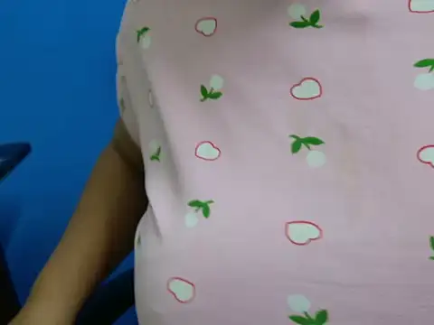 Snapshot of tamilqueenbaby chatting on October 2025 06:40:02 PM tamilqueenbaby online show from October 2025 06:40:02 PM