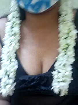 jasminetaml online show from September 2025 06:14:02 PM