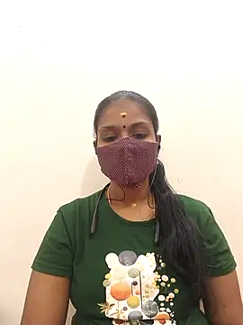 Snapshot of Tamil_Yalini12 chatting on October 2025 06:41:01 PM Tamil Yalini12 online show from October 2025 06:41:01 PM