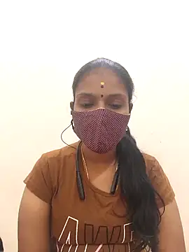 Snapshot of Tamil_Yalini12 chatting on October 2025 06:31:01 PM Tamil Yalini12 online show from October 2025 06:31:01 PM