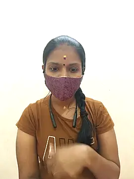 Snapshot of Tamil_Yalini12 chatting on October 2025 06:37:01 AM Tamil Yalini12 online show from October 2025 06:37:01 AM
