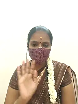 Snapshot of Tamil_Yalini12 chatting on October 2025 05:02:02 PM Tamil Yalini12 online show from October 2025 05:02:02 PM
