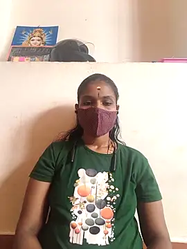 Snapshot of Tamil_Yalini12 chatting on October 2025 06:36:02 AM Tamil Yalini12 online show from October 2025 06:36:02 AM