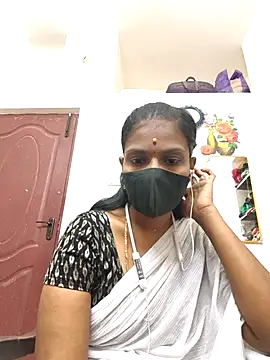 Tamil Yalini12 online show from April 2026 11:06:01 PM