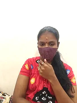 Snapshot of Tamil_Yalini12 chatting on October 2025 06:30:02 PM Tamil Yalini12 online show from October 2025 06:30:02 PM