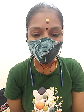 Snapshot of Tamil_Yalini12 chatting on October 2025 05:19:02 AM Tamil Yalini12 online show from October 2025 05:19:02 AM