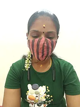 Snapshot of Tamil_Yalini12 chatting on October 2025 10:07:01 AM Tamil Yalini12 online show from October 2025 10:07:01 AM
