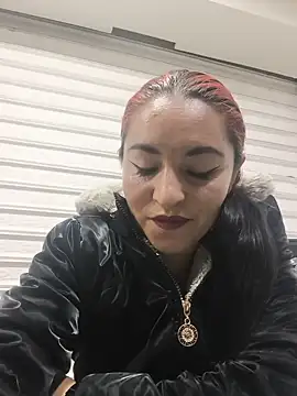 Alisson Stonee online show from May 2026 12:32:02 AM