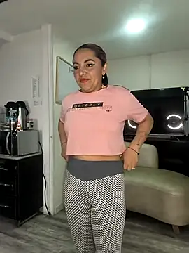 Alisson Stonee online show from April 2026 11:17:02 PM