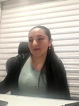 Alisson Stonee online show from February 2026 11:33:01 PM