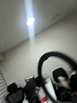 Alisson Stonee online show from April 2026 11:00:02 PM