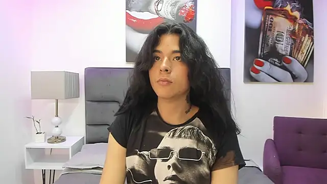 Angel Dustts online show from October 2025 07:59:02 PM