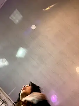 Camila Nyx online show from November 2025 01:04:02 PM