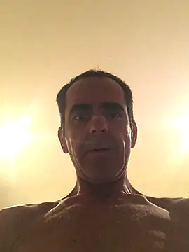 tiago1981pt online show from November 2025 06:33:02 PM