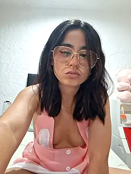 Snapshot of Akane24 chatting on October 2025 10:46:02 PM Akane24 online show from October 2025 10:46:02 PM