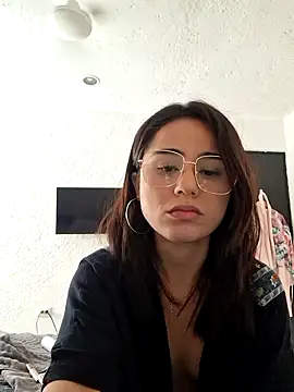 Snapshot of Akane24 chatting on September 2025 07:30:01 PM Akane24 online show from September 2025 07:30:01 PM