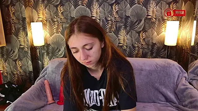 Charming LIA online show from October 2025 11:09:01 AM