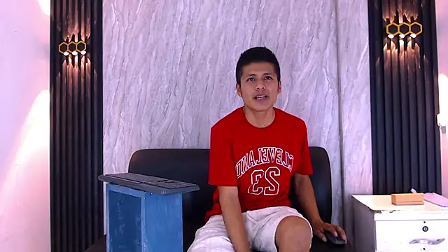 marcus hans  online show from November 2025 08:08:01 PM