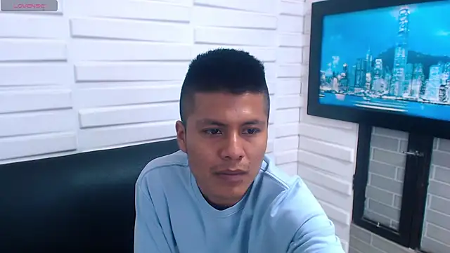 marcus hans  online show from November 2025 05:27:02 PM