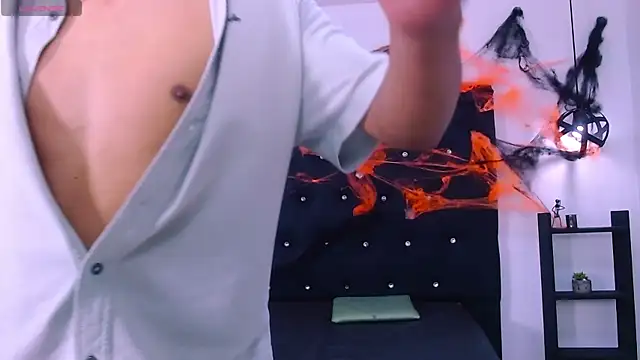 marcus hans  online show from November 2025 07:30:01 PM