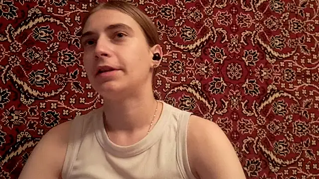 ivetabloom online show from September 2025 05:42:01 PM