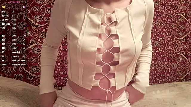 Snapshot of ivetabloom chatting on December 2025 07:23:02 PM ivetabloom online show from December 2025 07:23:02 PM