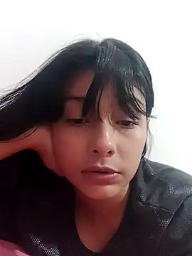 xoxo milk online show from February 2026 08:30:02 PM