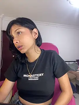 xoxo milk online show from November 2025 12:11:02 AM