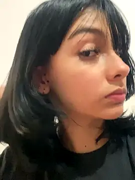 xoxo milk online show from November 2025 07:24:02 PM