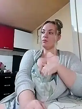 Mommygetnaughty online show from November 2025 10:43:02 PM