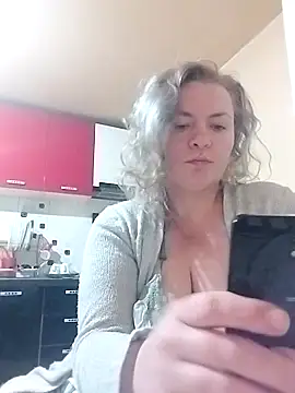 Mommygetnaughty online show from October 2025 04:04:02 PM