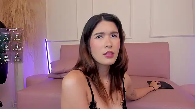 emiilyy cute online show from September 2025 04:46:02 PM