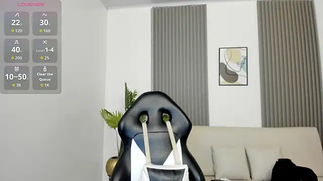 emiilyy cute online show from October 2025 12:28:02 PM